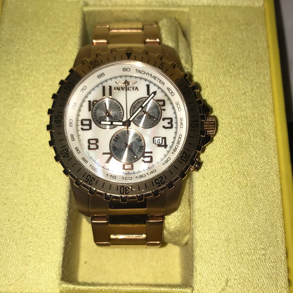 Invicta watch ❤️ - Picture 6 of 7